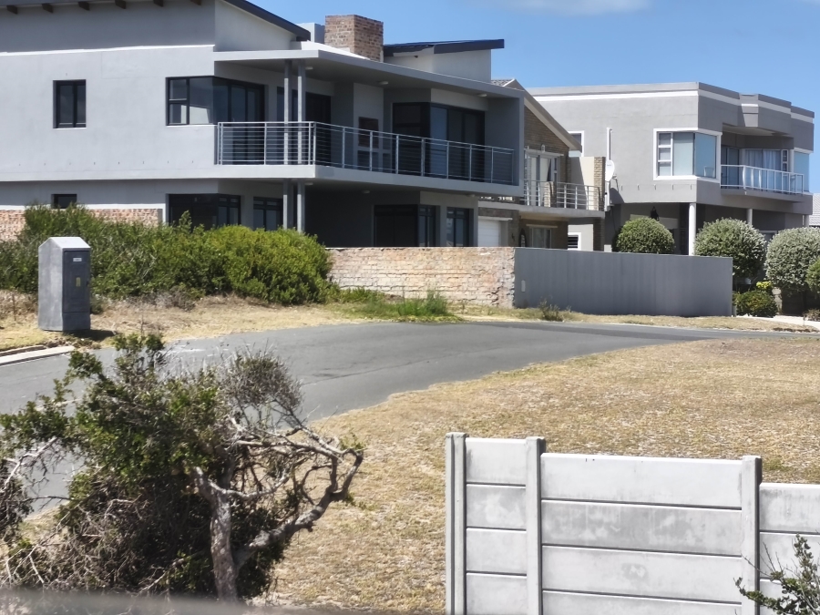 4 Bedroom Property for Sale in De Kelders Western Cape